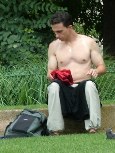 Cute Paris shirtless.jpg