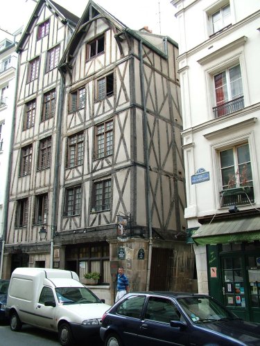 Paris house.jpg