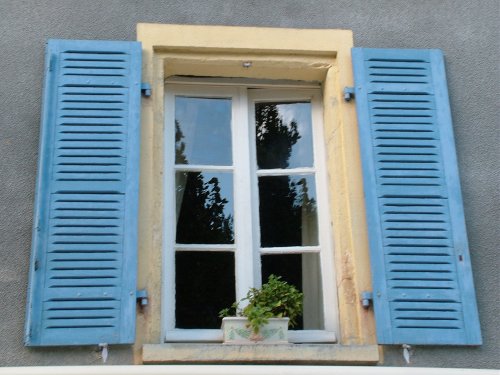 StLeon window.jpg