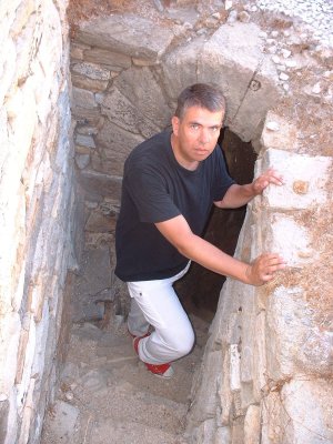 N Hidden Cave