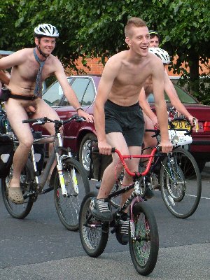Naked cyclists p