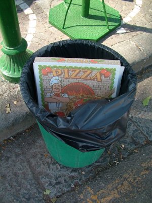 e8 Pompeii pizza.jpg