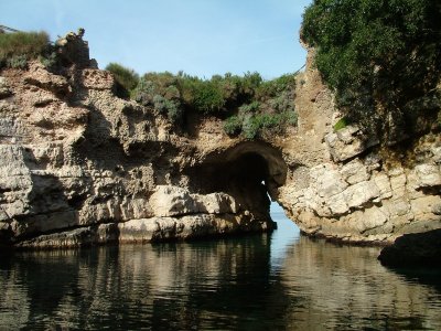 f1 Sorrento grotto