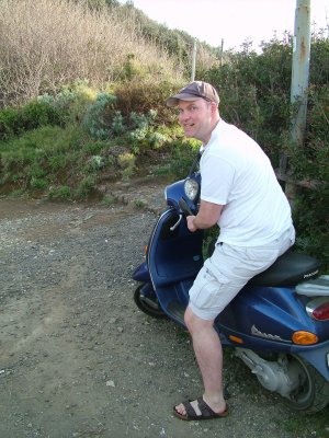 f4 Sorrento scooter.jpg