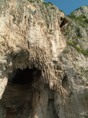 j6 Capri Grotto.jpg