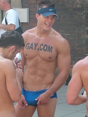 Q Gay.com boy.jpg